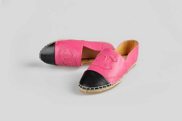 CHANEL Loafers Women--063